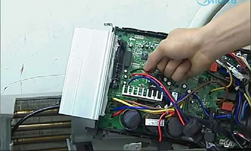 长寿美的空调电话是多少